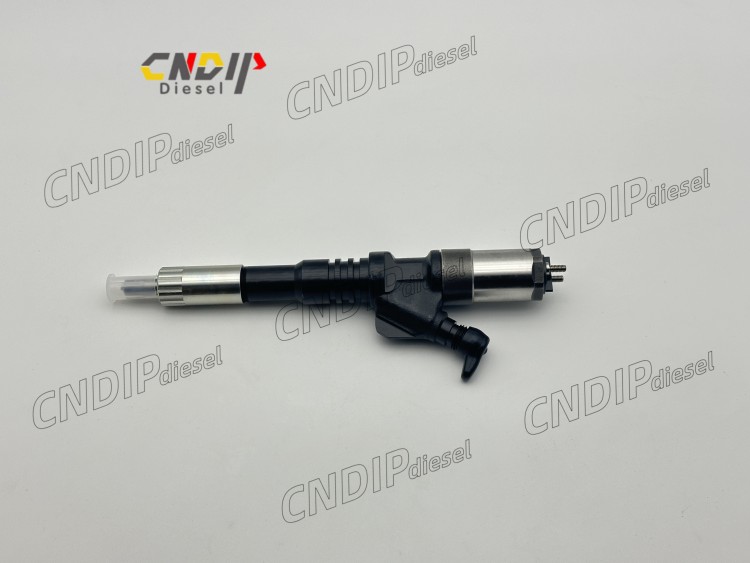 095000-1211 Fuel Injector New Denso 6156-11-3301 spare parts Common Rail Assy for Komatsu PC400-7 PC450-7 S6D125